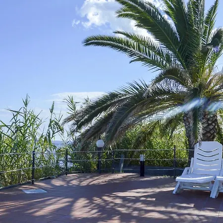 Spacious With Sea View In 120 M² Pool * Giardini Naxos