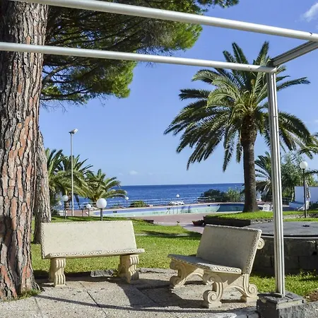 Spacious With Sea View In 120 M² Pool * Giardini Naxos