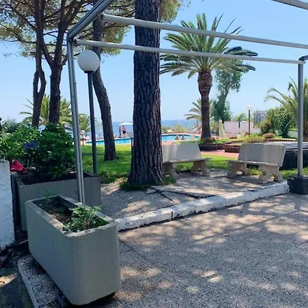 Spacious With Sea View In 120 M² Pool Appartamento *
