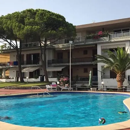 Spacious With Sea View In 120 M² Pool Appartamento Giardini Naxos