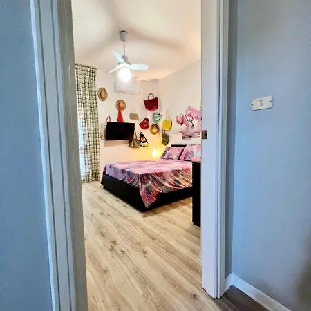 Spacious With Sea View In 120 M² Pool *