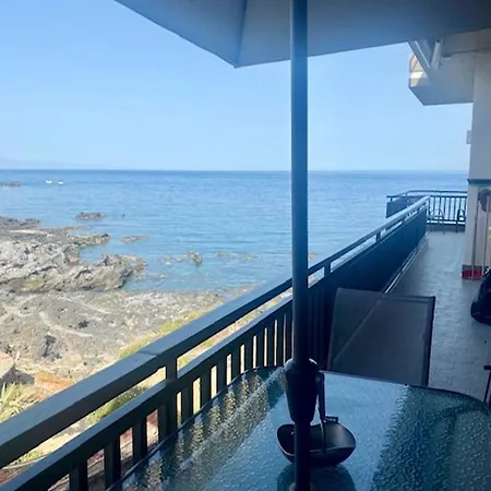 Appartamento Spacious With Sea View In 120 M² Pool